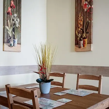 Gold Dreams * سان إيسيذرو